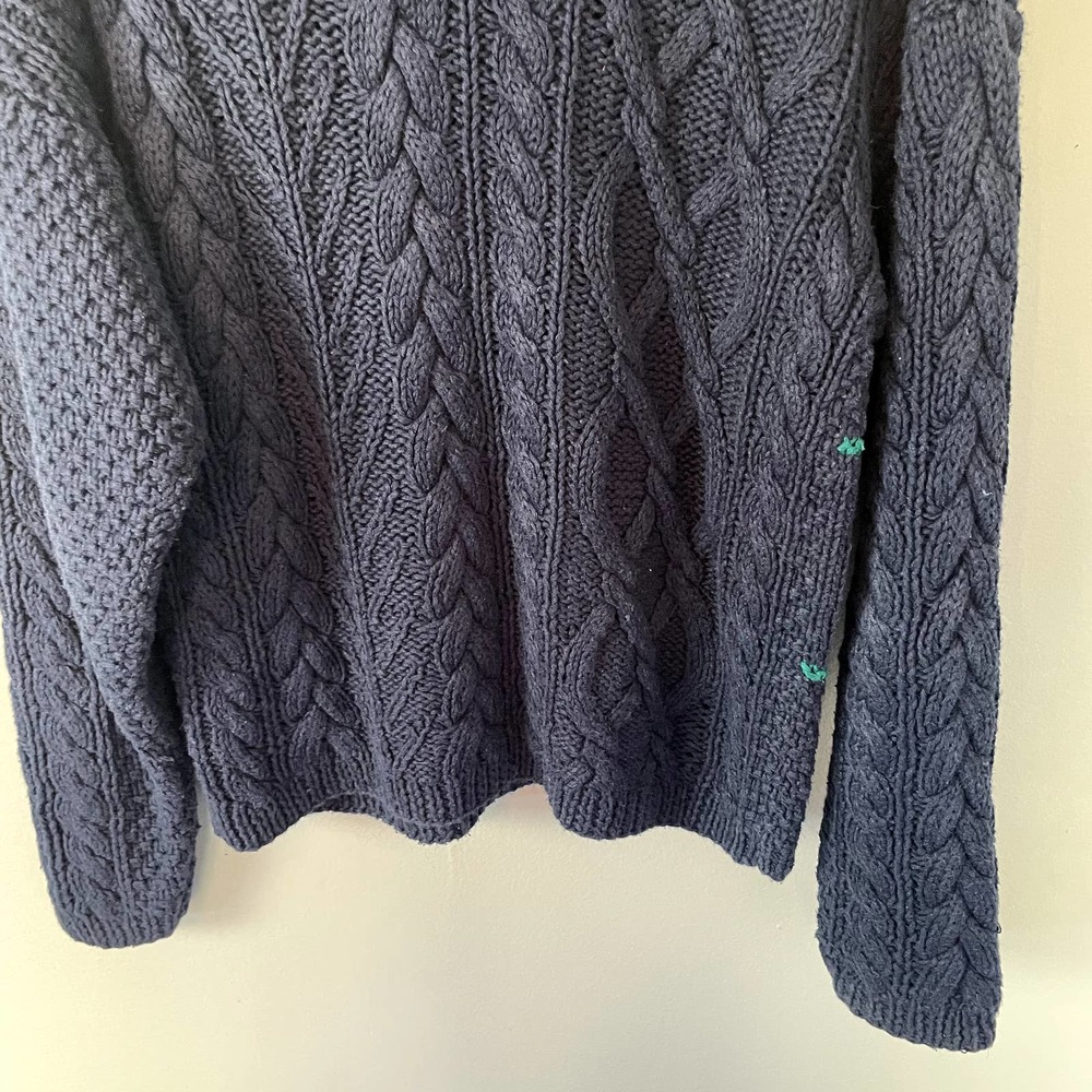 Vintage Hand Knit Cable Knit Floral Sweater in Navy Size Small - Picture 11 of 13